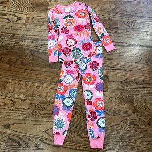 Hanna Andersson Pink Floral Pajama set